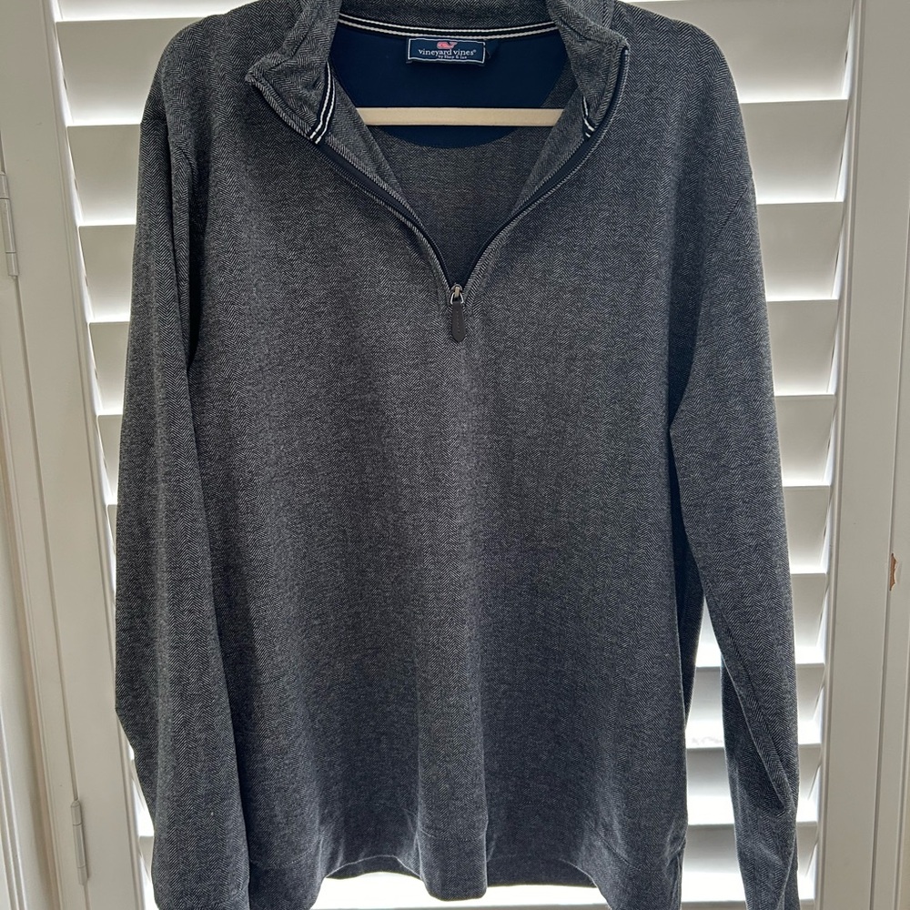 Vineyard Vines Men’s Gray Quarter-Zip Sweater